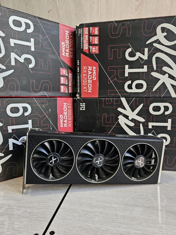 کارت گرافیک XFX Qick rx 6700xt 12gb